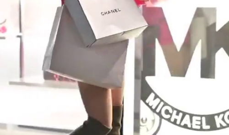 多大的女生叫小姐姐合适,何时称呼女生为“小姐姐”恰如其分